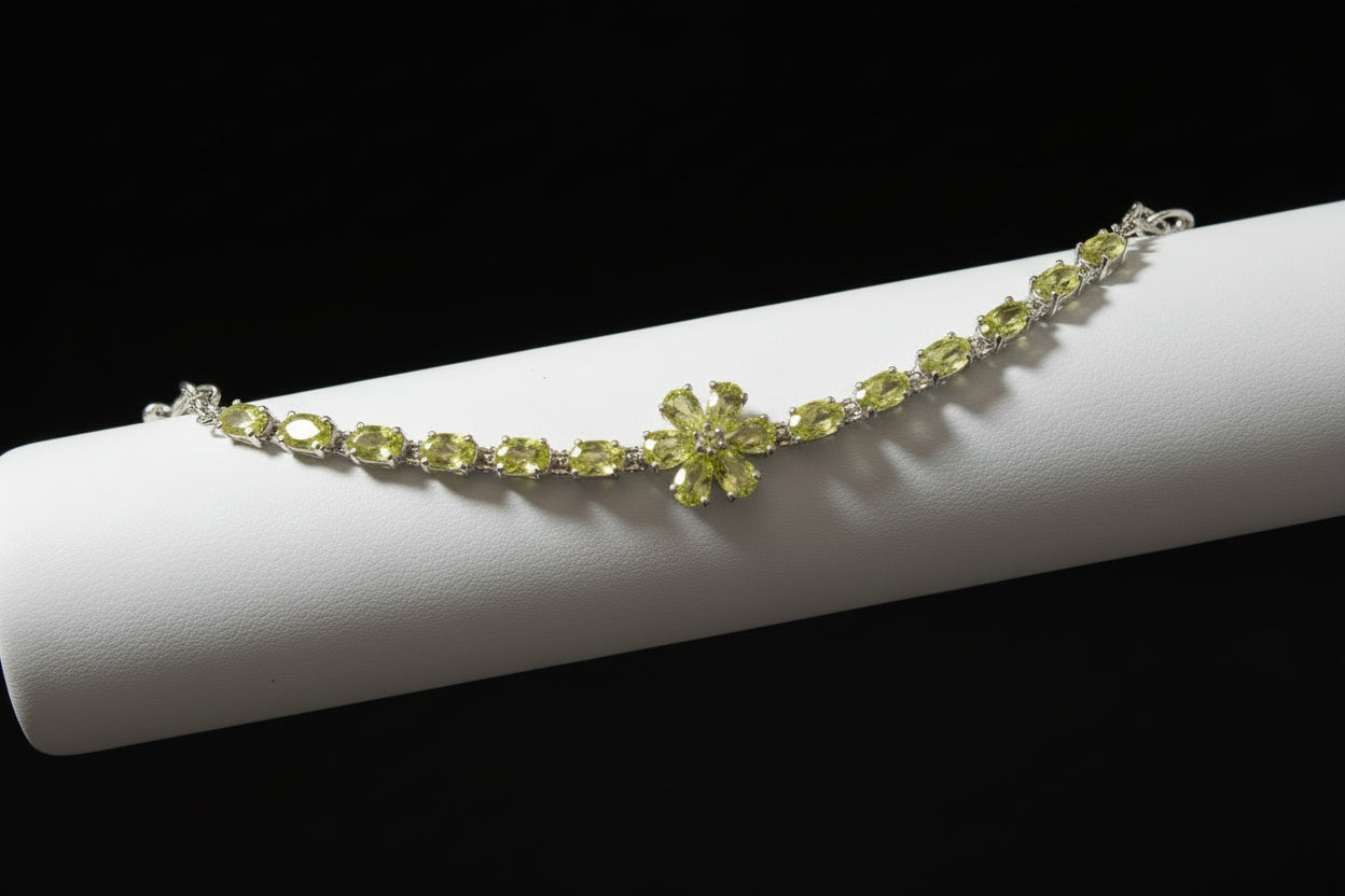 Peridot Tennis Bracelet in .995 Silver - 8 Inch